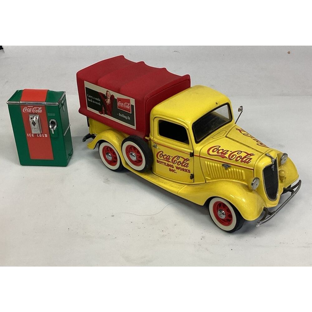 1935 Coca-Cola Delivery Truck by Danbury Mint Coke Collectable Truck